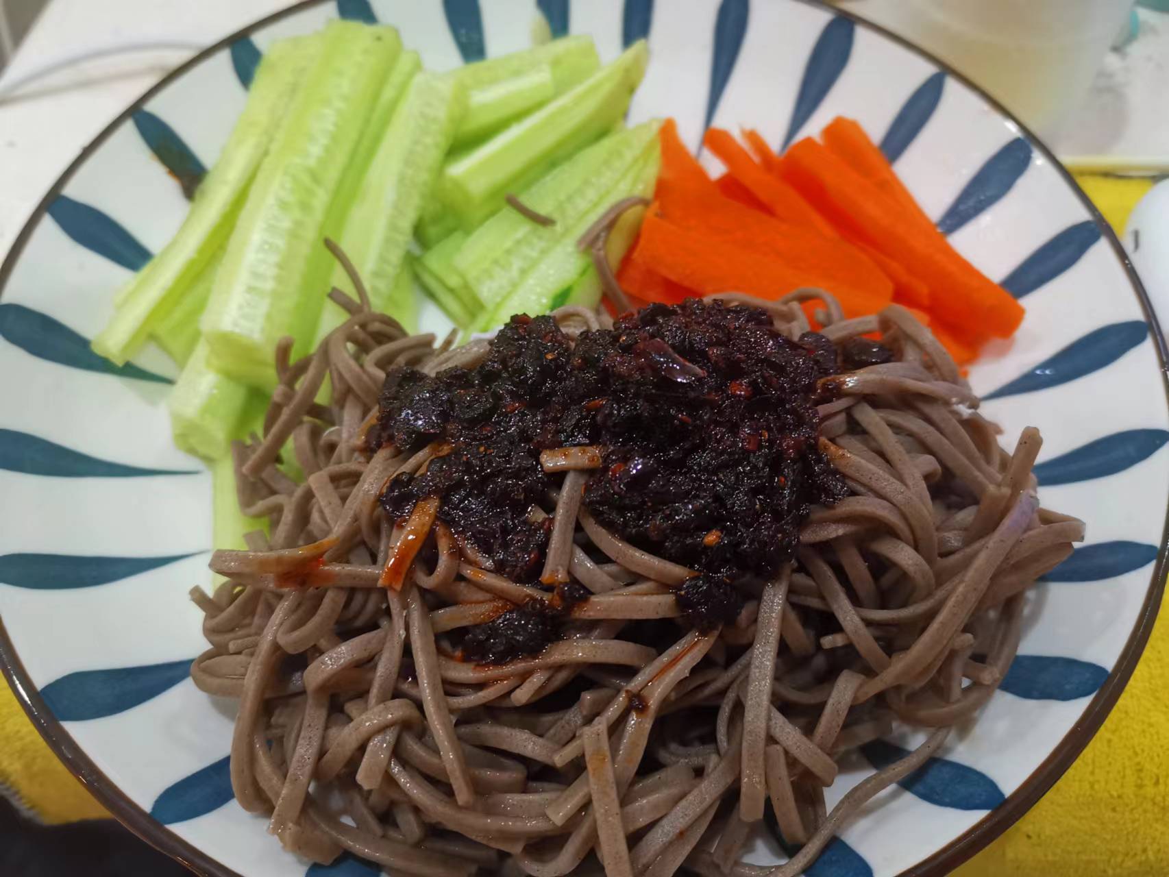 酱拌荞麦面